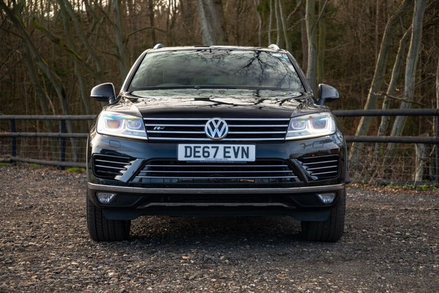 2017 VOLKSWAGEN TOUAREG 3.0 TDI V6 R-Line Plus SUV 5dr Diesel Tiptronic 4WD Euro 6 (s/s) (262 ps) - Photo 6