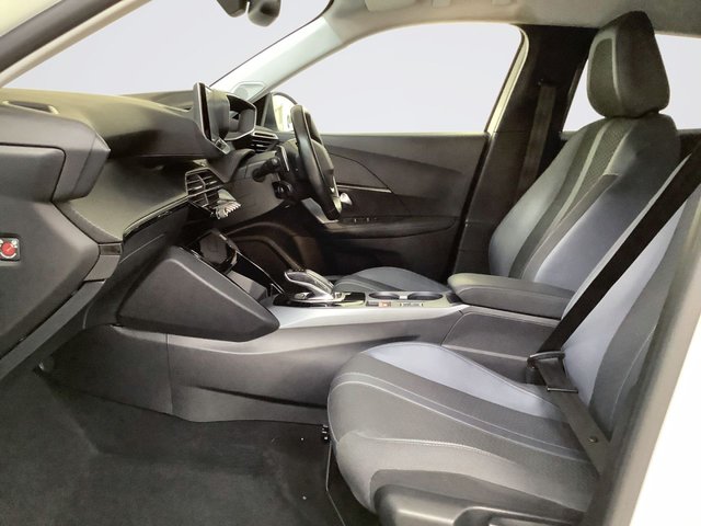 2020 Peugeot 2008 1.2L Allure Premium 5dr - Photo 12