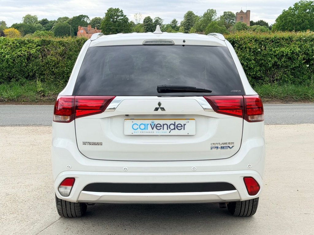 USED 2017 17 MITSUBISHI OUTLANDER 2.0h 12kWh GX4hs SUV 5dr Petrol Plug-in Hybrid CVT 4WD Euro 6 (s/s) (200 ps) Roof|SatNav|Adaptive Cruise|Heated Seats|360 View Reversing Camera|