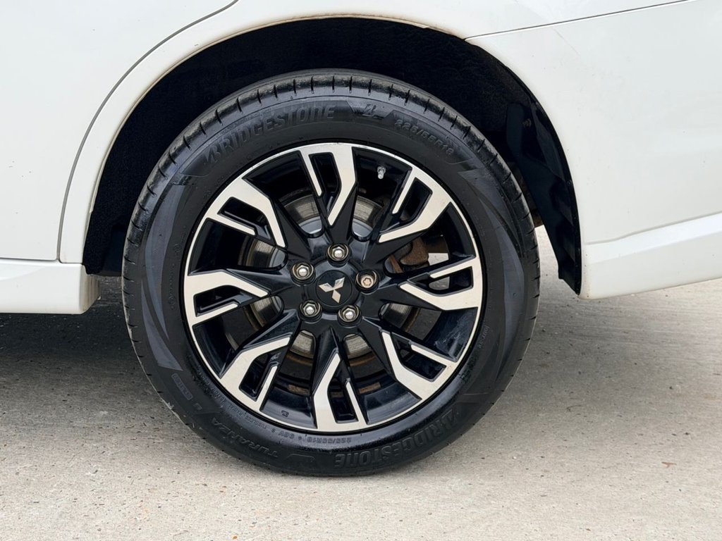 USED 2017 17 MITSUBISHI OUTLANDER 2.0h 12kWh GX4hs SUV 5dr Petrol Plug-in Hybrid CVT 4WD Euro 6 (s/s) (200 ps) Roof|SatNav|Adaptive Cruise|Heated Seats|360 View Reversing Camera|