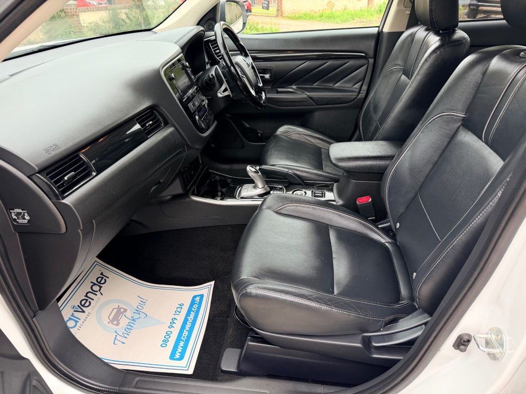 USED 2017 17 MITSUBISHI OUTLANDER 2.0h 12kWh GX4hs SUV 5dr Petrol Plug-in Hybrid CVT 4WD Euro 6 (s/s) (200 ps) Roof|SatNav|Adaptive Cruise|Heated Seats|360 View Reversing Camera|