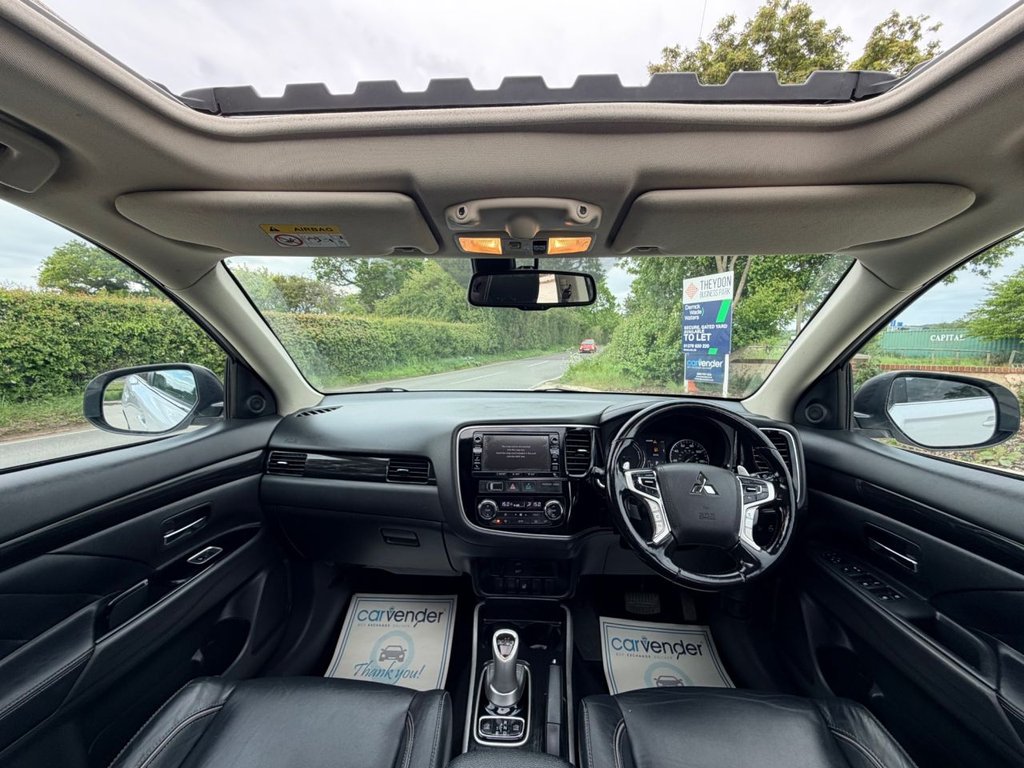 USED 2017 17 MITSUBISHI OUTLANDER 2.0h 12kWh GX4hs SUV 5dr Petrol Plug-in Hybrid CVT 4WD Euro 6 (s/s) (200 ps) Roof|SatNav|Adaptive Cruise|Heated Seats|360 View Reversing Camera|