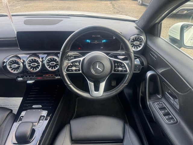 2018 MERCEDES-BENZ A-CLASS 1.5 A180d Sport (Premium) Hatchback 5dr Diesel 7G-DCT Euro 6 (s/s) (116 ps) - Photo 11