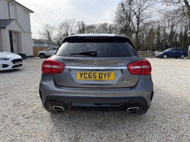 2015 Mercedes-Benz GLA - Photo 11