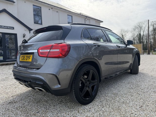 2015 Mercedes-Benz GLA - Photo 12