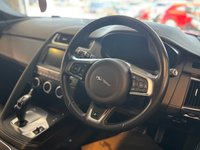 USED 2019 69 JAGUAR E-PACE 2.0 D240 R-Dynamic HSE SUV 5dr Diesel Auto AWD Euro 6 (s/s) (240 ps)+2 KEYS+2 FORMER KEEPERS+HISTORY+PANORAMIC SUNROOF+PARK CONTROL+NAV+FULL LEATHER HEATED SEATS+BLUETOOTH+MEDIA+CAMERA+CLIMATE+CRUISE+ALLOYS+ 2 KEYS+2 FORMER KEEPERS+HISTORY+PANORAMIC SUNROOF+PARK CONTROL+NAV+FULL LEATHER HEATED SEATS+BLUETOOTH+MEDIA+CAMERA+CLIMATE+CRUISE+ALLOYS+HPI CLEAR