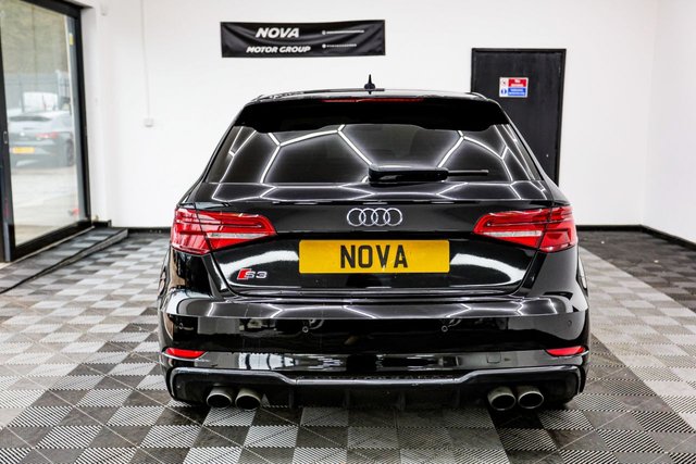 2018 Audi S3 2L Black Edition 5dr - Photo 11