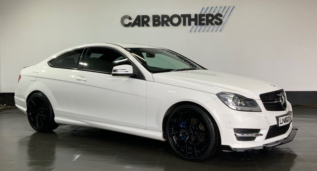 2012 MERCEDES-BENZ C-CLASS 1.6 C180 BlueEfficiency AMG Sport Coupe 2dr Petrol G-Tronic+ Euro 5 (s/s) (156 ps) - Photo 2