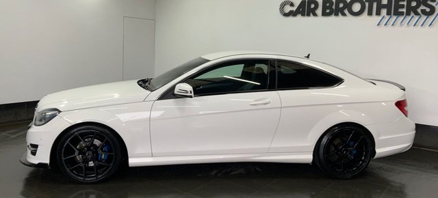 2012 MERCEDES-BENZ C-CLASS 1.6 C180 BlueEfficiency AMG Sport Coupe 2dr Petrol G-Tronic+ Euro 5 (s/s) (156 ps) - Photo 9