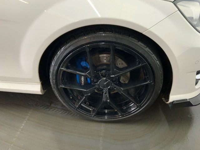 2012 MERCEDES-BENZ C-CLASS 1.6 C180 BlueEfficiency AMG Sport Coupe 2dr Petrol G-Tronic+ Euro 5 (s/s) (156 ps) - Photo 12