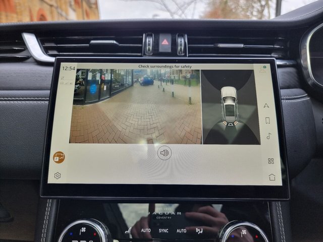 2022 JAGUAR F-PACE 2022 2.0 P400e 17.1kWh R-Dynamic Black SUV 5dr Petrol Plug-in Hybrid Auto AWD Euro 6 (s/s) (404 ps) - Photo 2