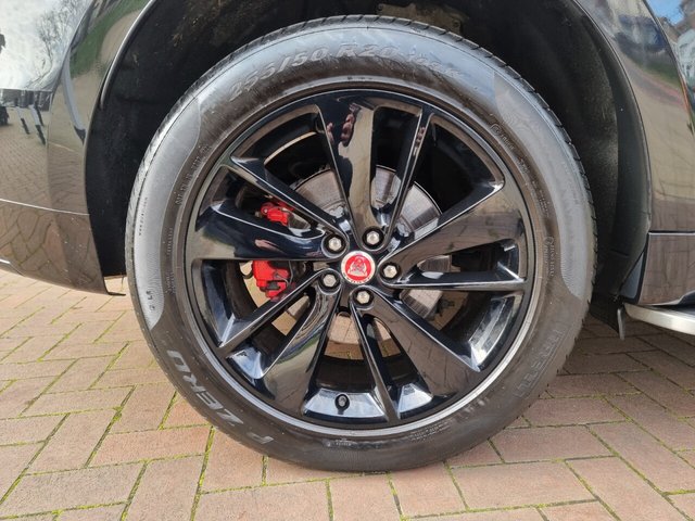 2022 JAGUAR F-PACE 2022 2.0 P400e 17.1kWh R-Dynamic Black SUV 5dr Petrol Plug-in Hybrid Auto AWD Euro 6 (s/s) (404 ps) - Photo 4