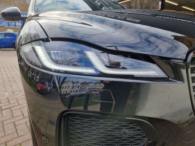 2022 JAGUAR F-PACE 2022 2.0 P400e 17.1kWh R-Dynamic Black SUV 5dr Petrol Plug-in Hybrid Auto AWD Euro 6 (s/s) (404 ps) - Photo 7