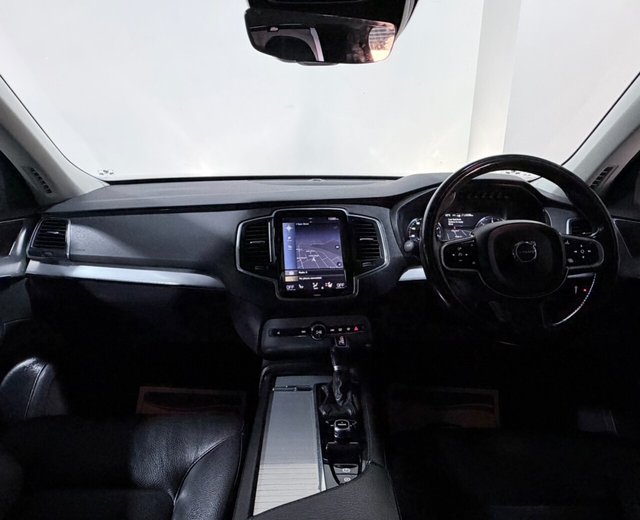 2016 VOLVO XC90 - Photo 7