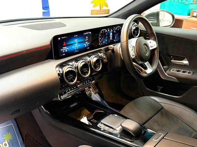 2020 MERCEDES-BENZ A-CLASS 1.3 A180 AMG Line (Executive) Hatchback 5dr Petrol 7G-DCT Euro 6 (s/s) (136 ps) - Photo 4