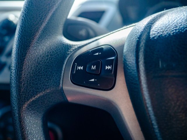 2008 FORD FIESTA 1.25 Style + Hatchback 5dr Petrol Manual (133 g/km, 81 bhp) - Photo 9