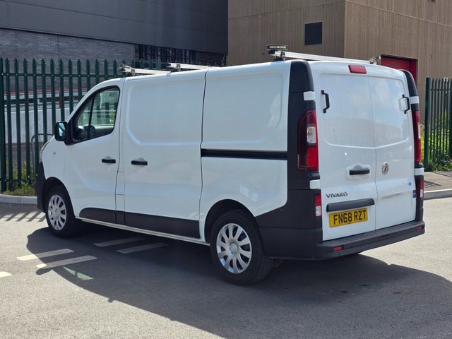 View our VAUXHALL VIVARO