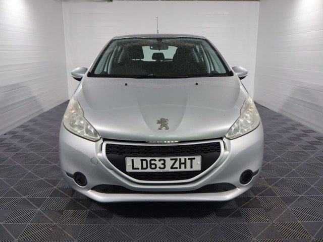 2013 PEUGEOT 208 1.4 HDi Access+ Hatchback 5dr Diesel Manual Euro 5 (70 ps) - Photo 2