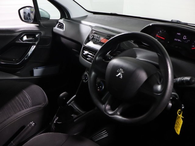 2013 PEUGEOT 208 1.4 HDi Access+ Hatchback 5dr Diesel Manual Euro 5 (70 ps) - Photo 7