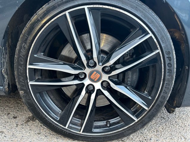 2019 Seat Leon 2L Cupra 290 5dr - Photo 9