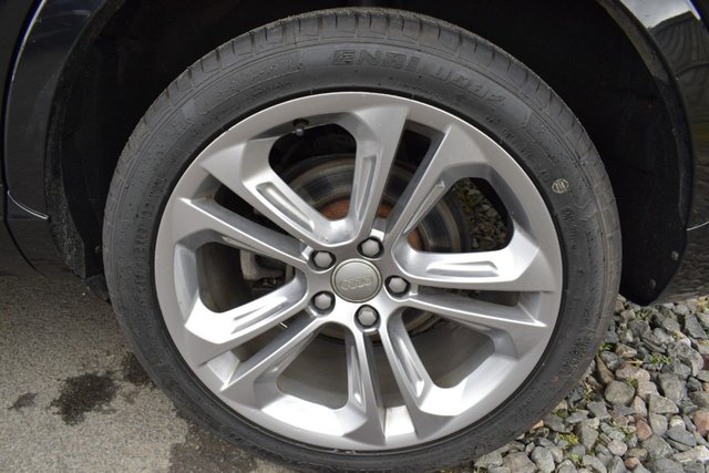 2016 AUDI Q3 - Photo 6