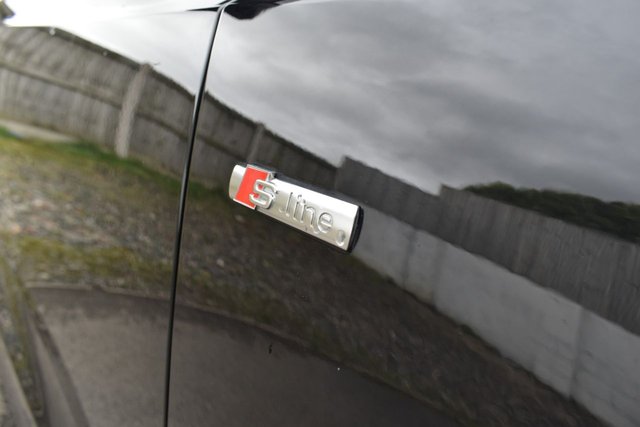 2016 AUDI Q3 - Photo 8