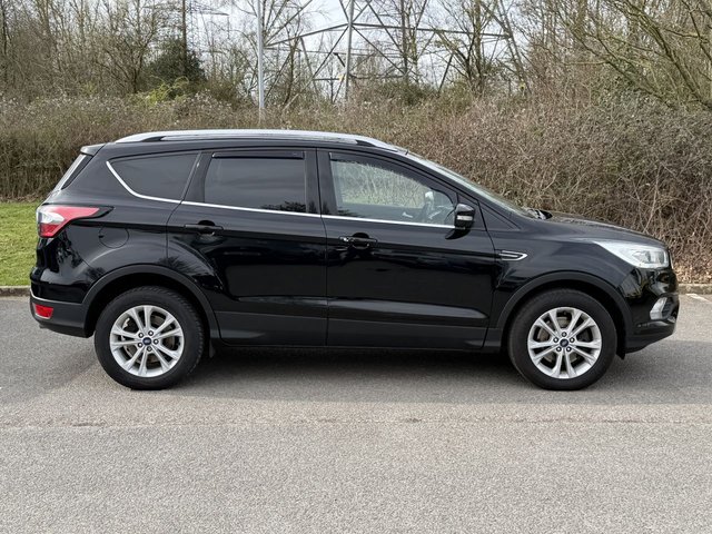 2019 FORD KUGA - Photo 6