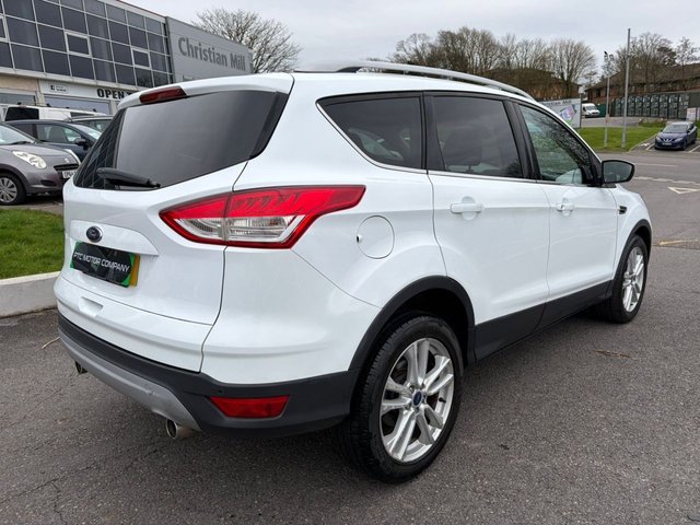2015 FORD KUGA - Photo 3