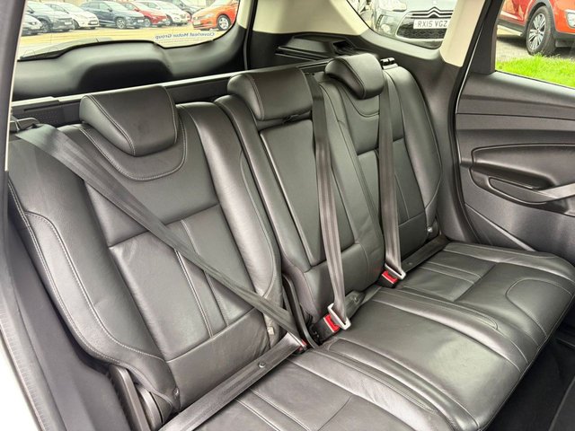 2015 FORD KUGA - Photo 10
