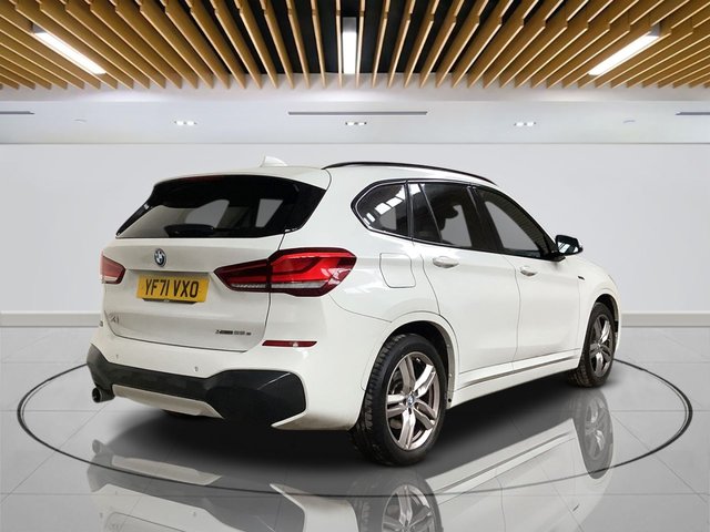 2022 BMW X1 - Photo 8