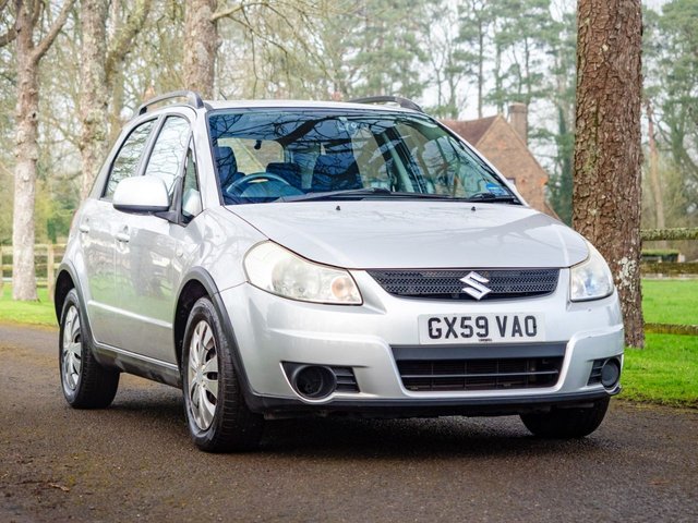 View our SUZUKI SX4