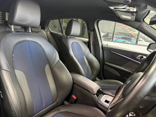 2024 BMW 1 SERIES - Photo 9