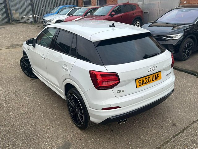 2020 AUDI Q2 1.5 TFSI CoD 35 Black Edition S Tronic Euro 6 (s/s) 5dr - Photo 4