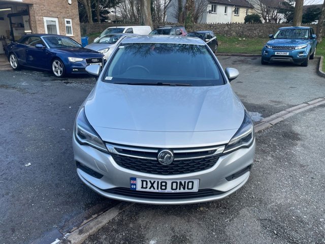 2018 VAUXHALL ASTRA 1.4i SRi Hatchback 5dr Petrol Manual Euro 6 (100 ps) - Photo 4