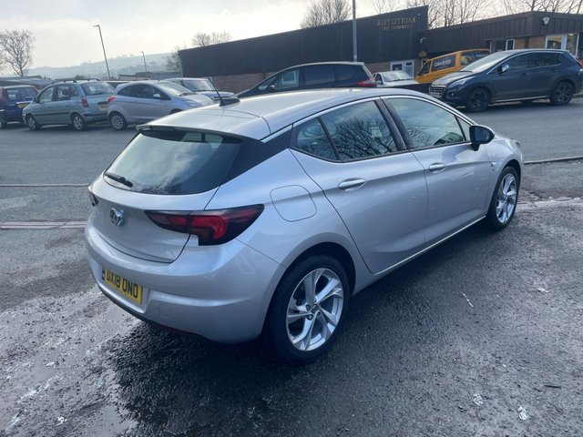 2018 VAUXHALL ASTRA 1.4i SRi Hatchback 5dr Petrol Manual Euro 6 (100 ps) - Photo 7