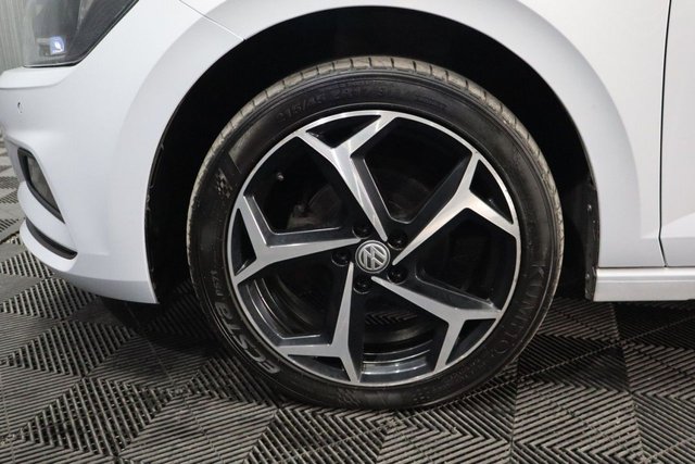 2019 VOLKSWAGEN POLO 1.0 EVO beats Hatchback 5dr Petrol Manual Euro 6 (s/s) (80 ps) - Photo 11