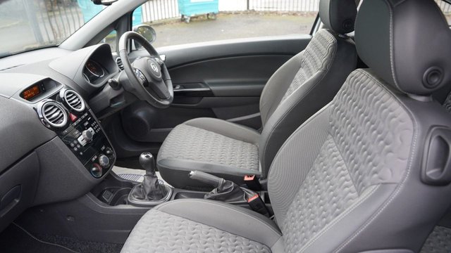 2014 VAUXHALL CORSA 1.2 16V SE Hatchback 3dr Petrol Manual Euro 5 (85 ps) - Photo 2