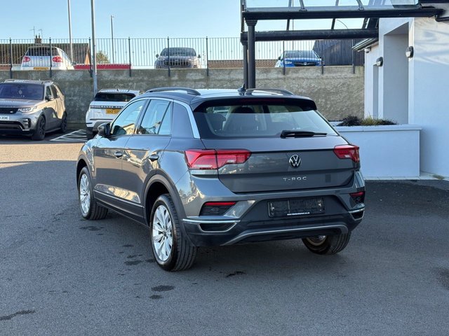View our VOLKSWAGEN T-ROC