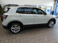 USED 2025 25 VOLKSWAGEN T-CROSS 1.0 TSI Match SUV 5dr Petrol DSG Euro 6 (s/s) (115 ps) NEARLY NEW BARGAIN CARPLAY AIR CON REAR VIEW CAMERA CRUISE CONTROL PARKING SENSORS 1 OWNER WARRANTY