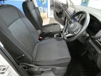 USED 2025 25 VOLKSWAGEN T-CROSS 1.0 TSI Match SUV 5dr Petrol DSG Euro 6 (s/s) (115 ps) NEARLY NEW BARGAIN CARPLAY AIR CON REAR VIEW CAMERA CRUISE CONTROL PARKING SENSORS 1 OWNER WARRANTY