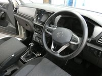 USED 2025 25 VOLKSWAGEN T-CROSS 1.0 TSI Match SUV 5dr Petrol DSG Euro 6 (s/s) (115 ps) NEARLY NEW BARGAIN CARPLAY AIR CON REAR VIEW CAMERA CRUISE CONTROL PARKING SENSORS 1 OWNER WARRANTY