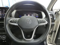 USED 2025 25 VOLKSWAGEN T-CROSS 1.0 TSI Match SUV 5dr Petrol DSG Euro 6 (s/s) (115 ps) NEARLY NEW BARGAIN CARPLAY AIR CON REAR VIEW CAMERA CRUISE CONTROL PARKING SENSORS 1 OWNER WARRANTY
