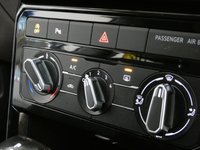 USED 2025 25 VOLKSWAGEN T-CROSS 1.0 TSI Match SUV 5dr Petrol DSG Euro 6 (s/s) (115 ps) NEARLY NEW BARGAIN CARPLAY AIR CON REAR VIEW CAMERA CRUISE CONTROL PARKING SENSORS 1 OWNER WARRANTY