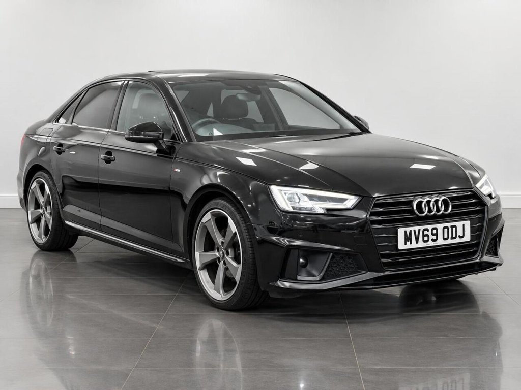 Black 2019 Audi A4 Saloon Front-wheel drive Automatic