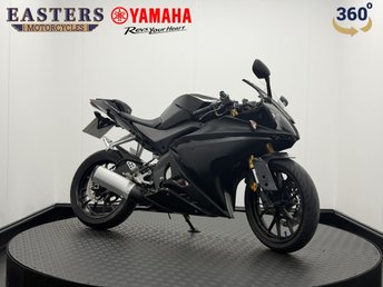 View our Yamaha R125