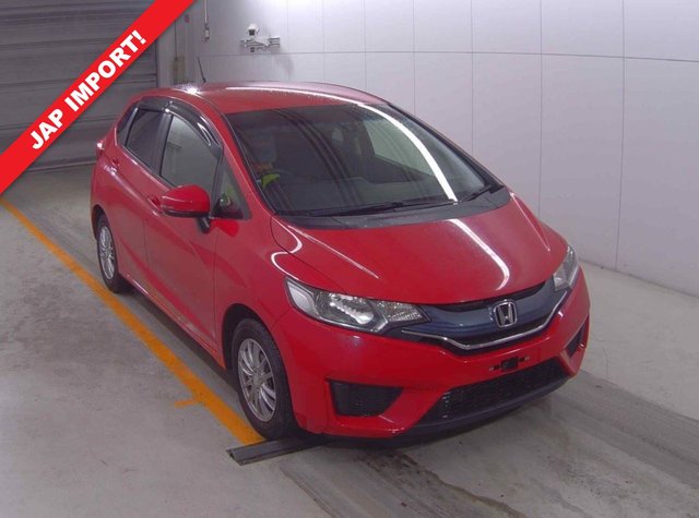 2015 HONDA JAZZ 1.3 AUTOMATIC. CLEAN CONDITION THROUGHTOUT. FINISHED IN METALLIC RED COLOUR. MORE DETAILS... photo