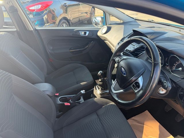 2015 FORD FIESTA 1.6 TDCi ECOnetic Titanium Hatchback 5dr Diesel Manual Euro 5 (s/s) (95 ps) - Photo 8