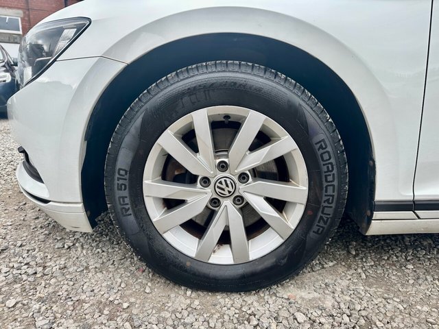 2015 VOLKSWAGEN PASSAT 1.6 TDI BlueMotion Tech S Estate 5dr Diesel Manual Euro 6 (s/s) (120 ps) - Photo 7