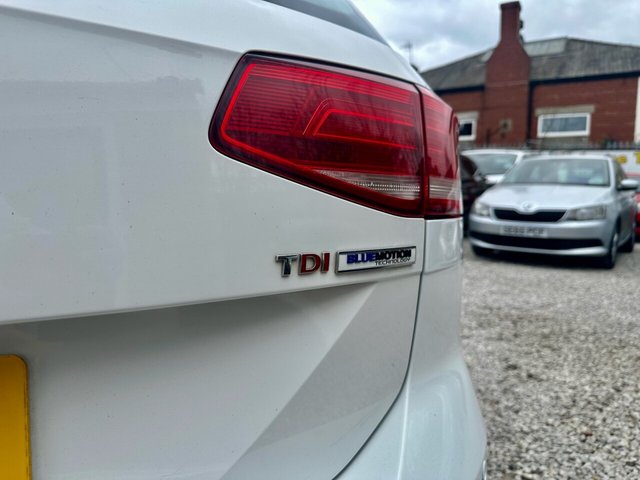 2015 VOLKSWAGEN PASSAT 1.6 TDI BlueMotion Tech S Estate 5dr Diesel Manual Euro 6 (s/s) (120 ps) - Photo 9