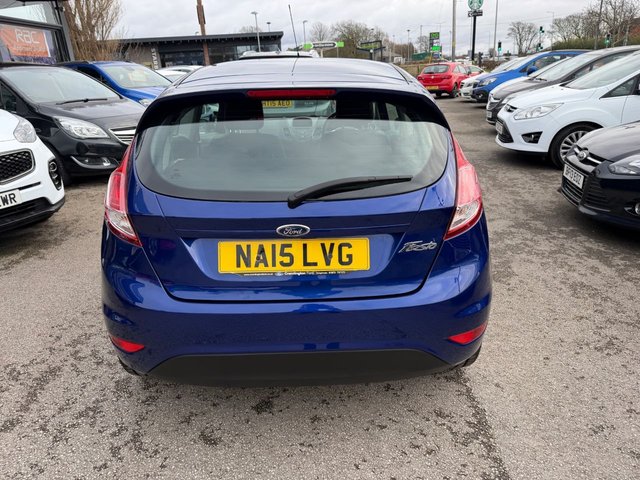 2015 FORD FIESTA 1.25 Zetec Hatchback 3dr Petrol Manual Euro 6 (82 ps) - Photo 4